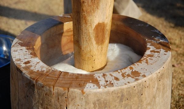 おせち料理に黒豆の意味と由来、縁起物というだけではなかった