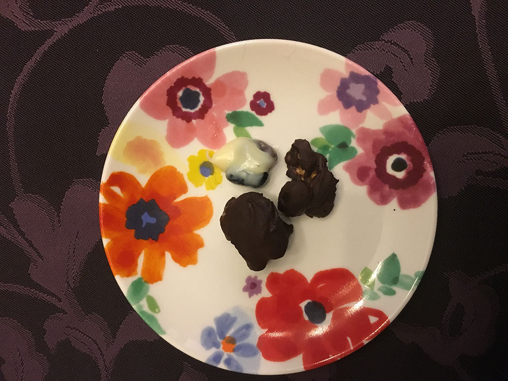 家でも簡単に作れる! 黒豆を使った「黒豆チョコレート」の味わい方とその作り方について